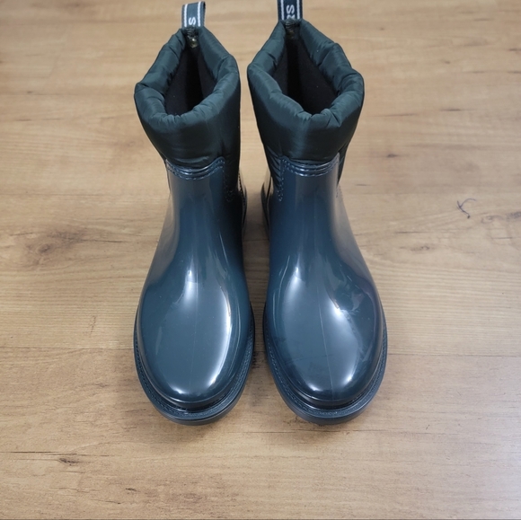 michael kors blakely rain boots